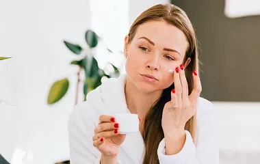 Нужен ли увлажняющий крем при акне